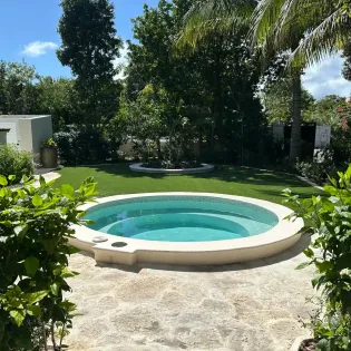 24 acajou jacuzzi